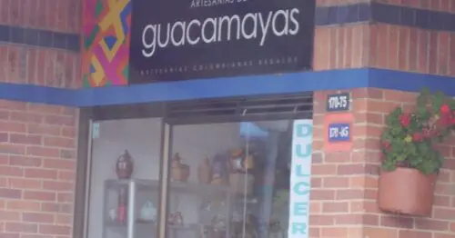 ARTESANIAS DE GUACAMAYAS CALLE 170 BOGOTÁ ARTESANIAS DE GUACAMAYAS CALLE 170 BOGOTÁ